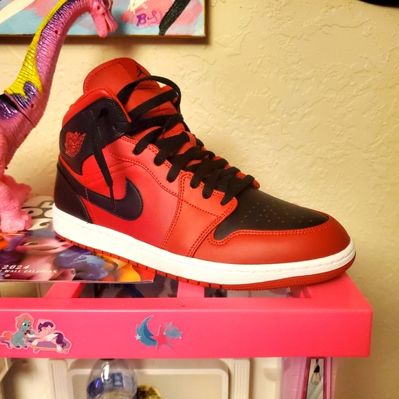 Air Jordan 1's mid customs Red and Black Size Mens 12 - Picture 5 of 8